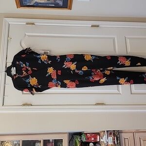 New Just Fab Floral Jumpsuit Romper Size S (PP4)